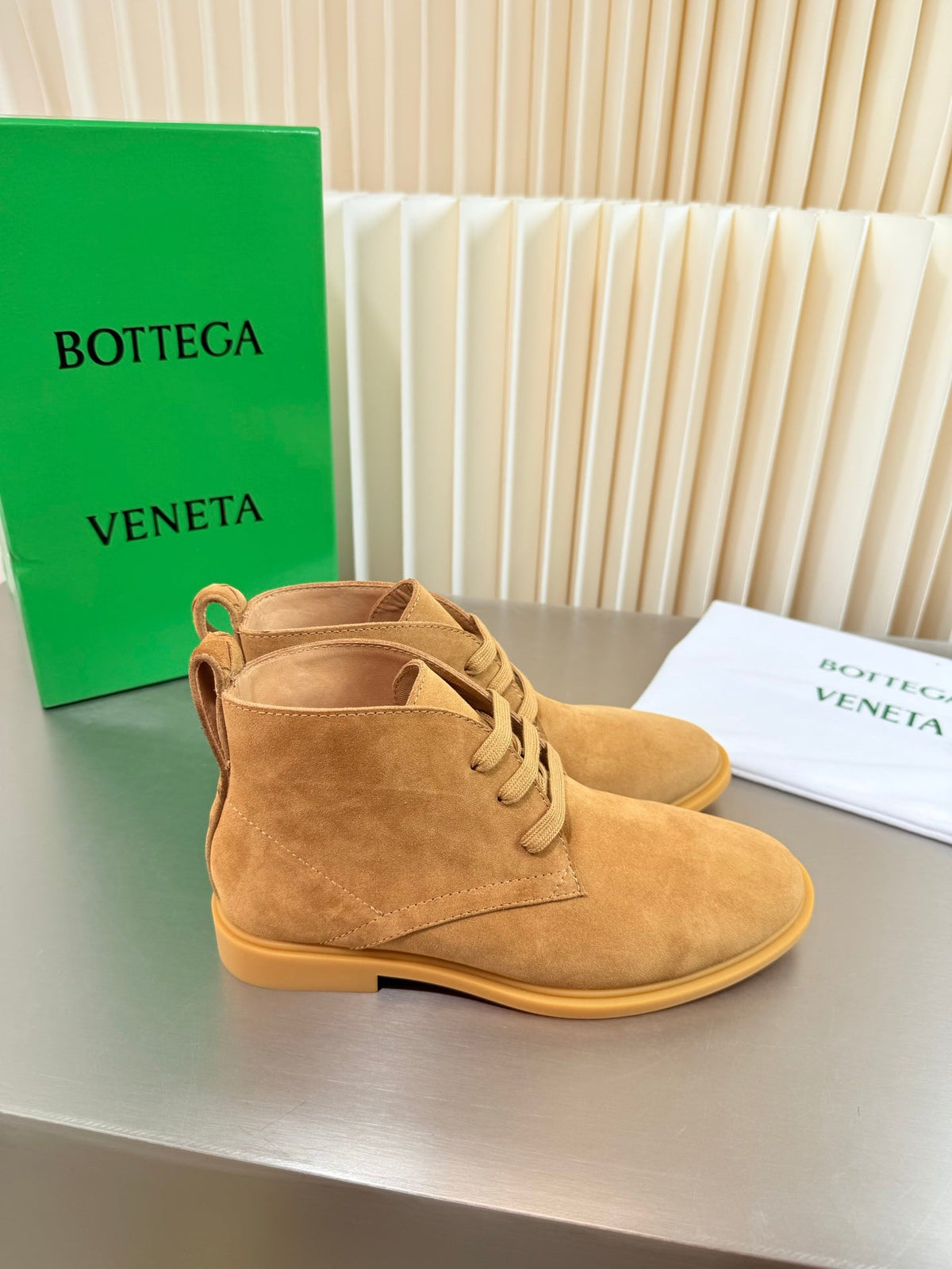 BV 26s Ankle Boots Beige Suede 194240