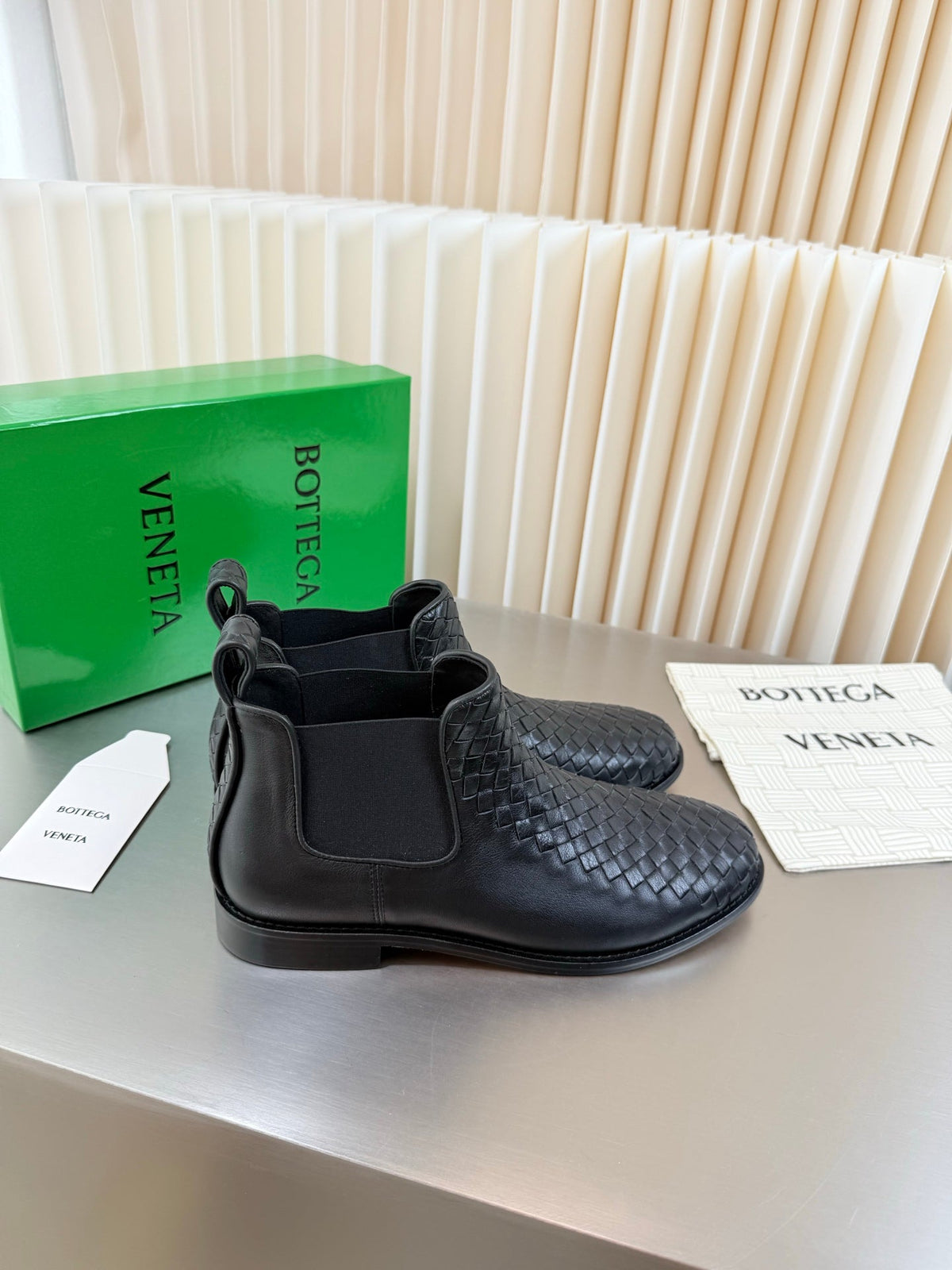 BV 26s Chelsea Boots Black Intrecciato Leather 194242