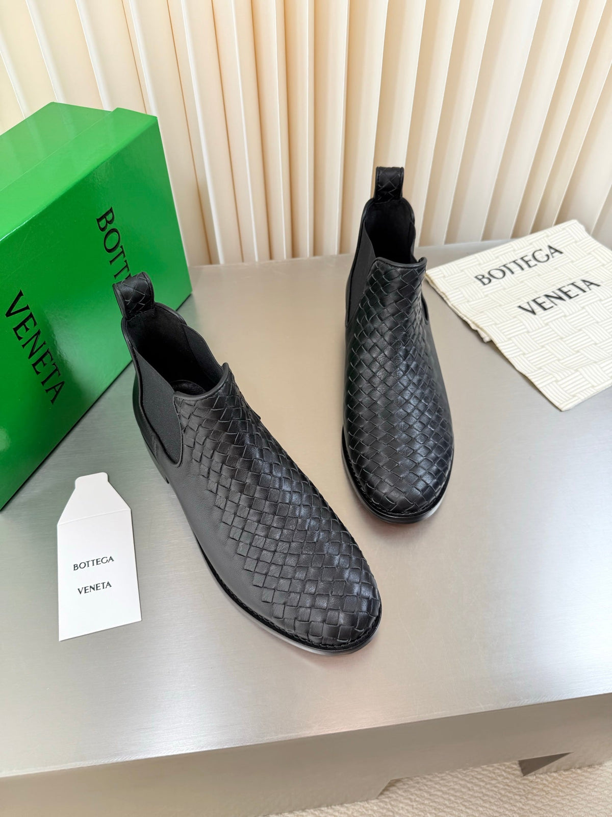 BV 26s Chelsea Boots Black Intrecciato Leather 194242
