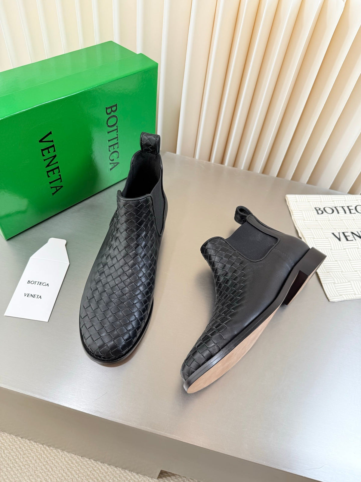 BV 26s Chelsea Boots Black Intrecciato Leather 194242