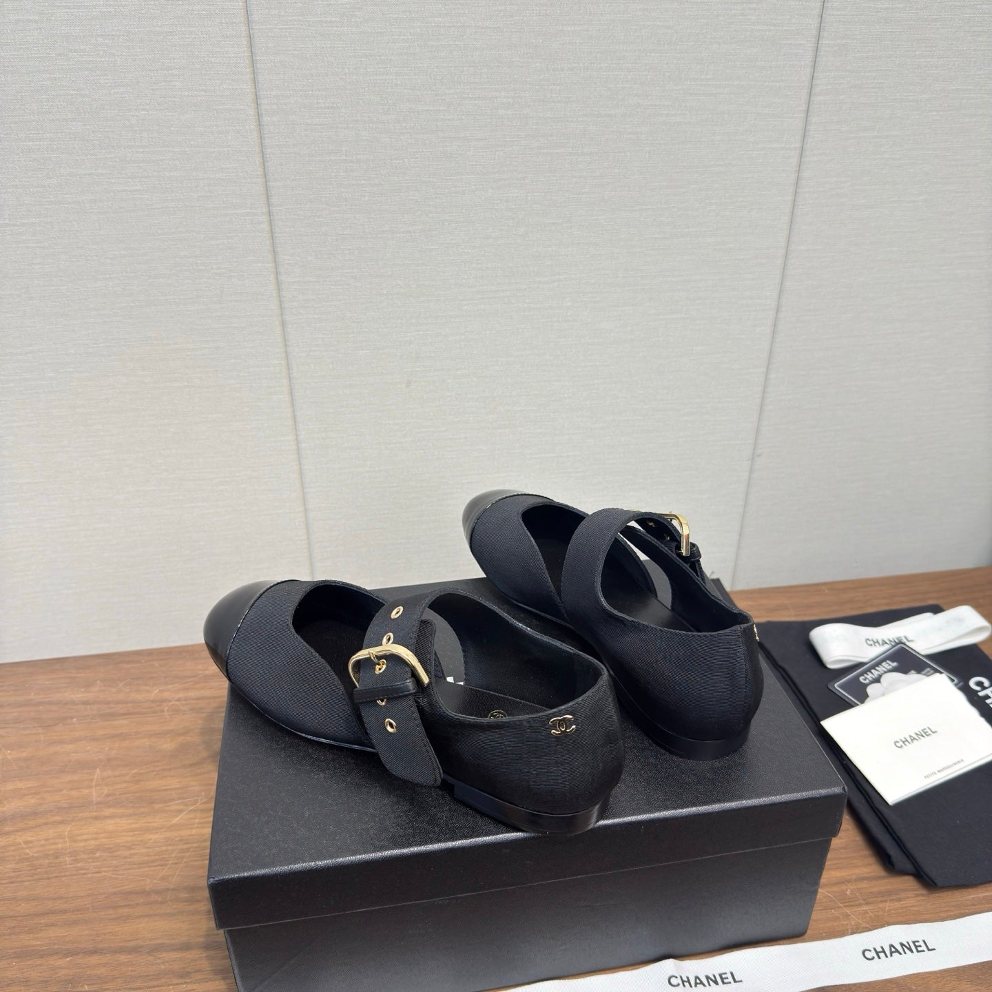 CC 26s Marry Jane Flat 2.5cm Black Cowhide 632184