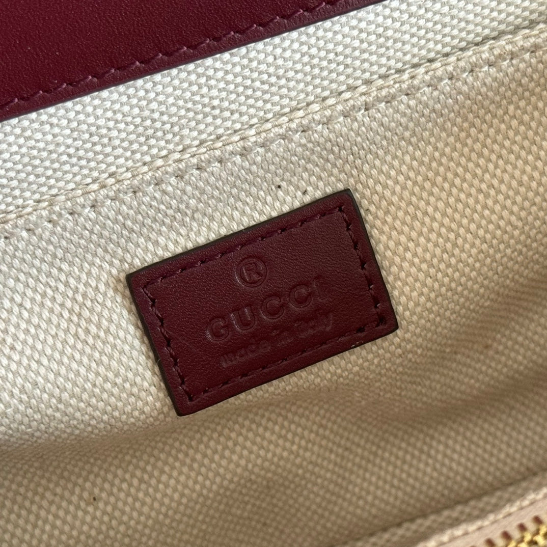 GG Go Small Shoulder Bag Dark Burgundy Cafskin 272153