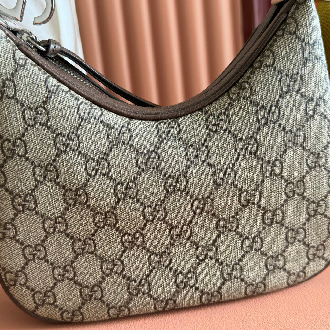 Gucci Attache Small Shoulder Bag 23cm Black Beige Leather