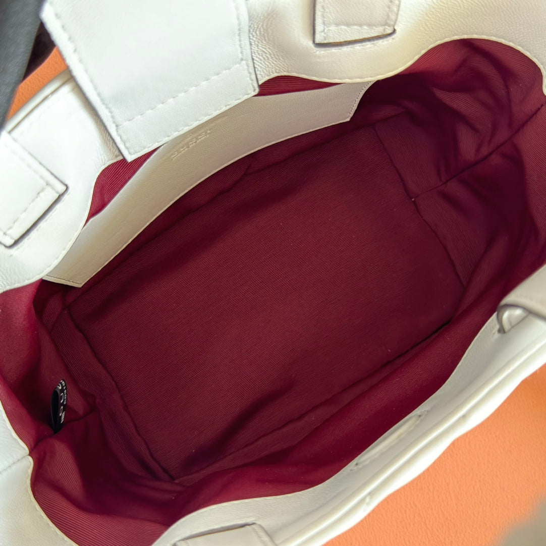 Gucci GG Marmont Small Tote Bag White Quilted Leather