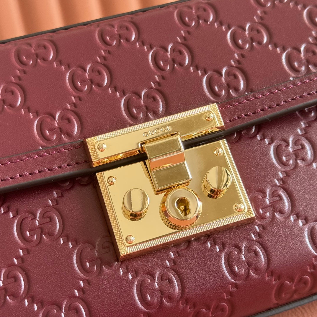 GG Padlock Handbag 20cm Burgundy GG Pattern Leather