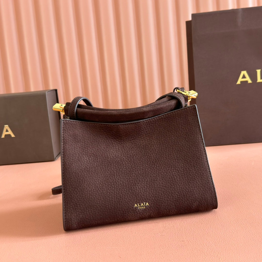 Alaia Small Le Click Square Shoulder Bag 20cm Dark Brown Cowhide