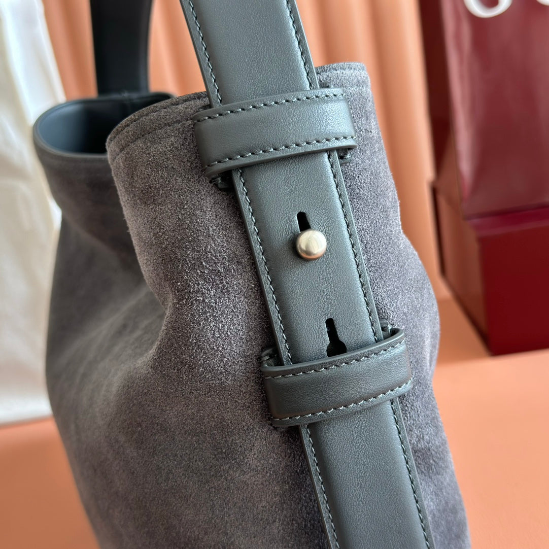 GG Beatrix Medium Tote Bag Grey Suede GHW