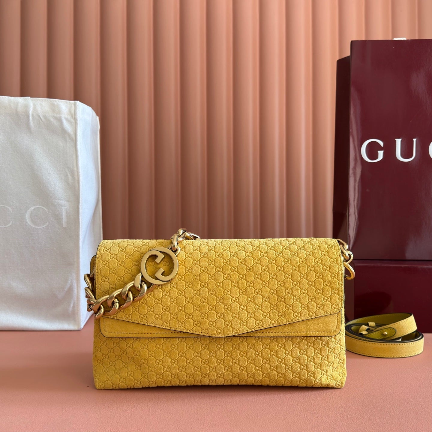 GG Medium Shoulder Bag With Chain Yellow GG Suede