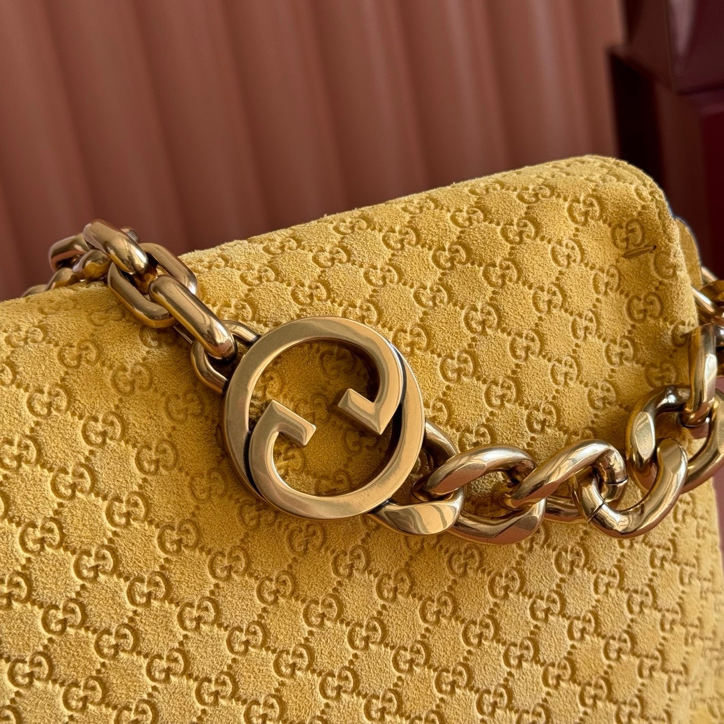 GG Medium Shoulder Bag With Chain Yellow GG Suede