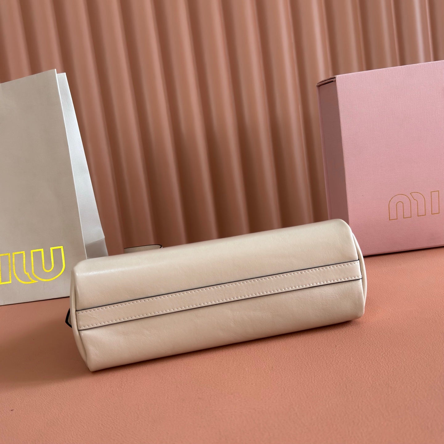 Miu Caprice Clutch  Pastel Pink Leather 280754