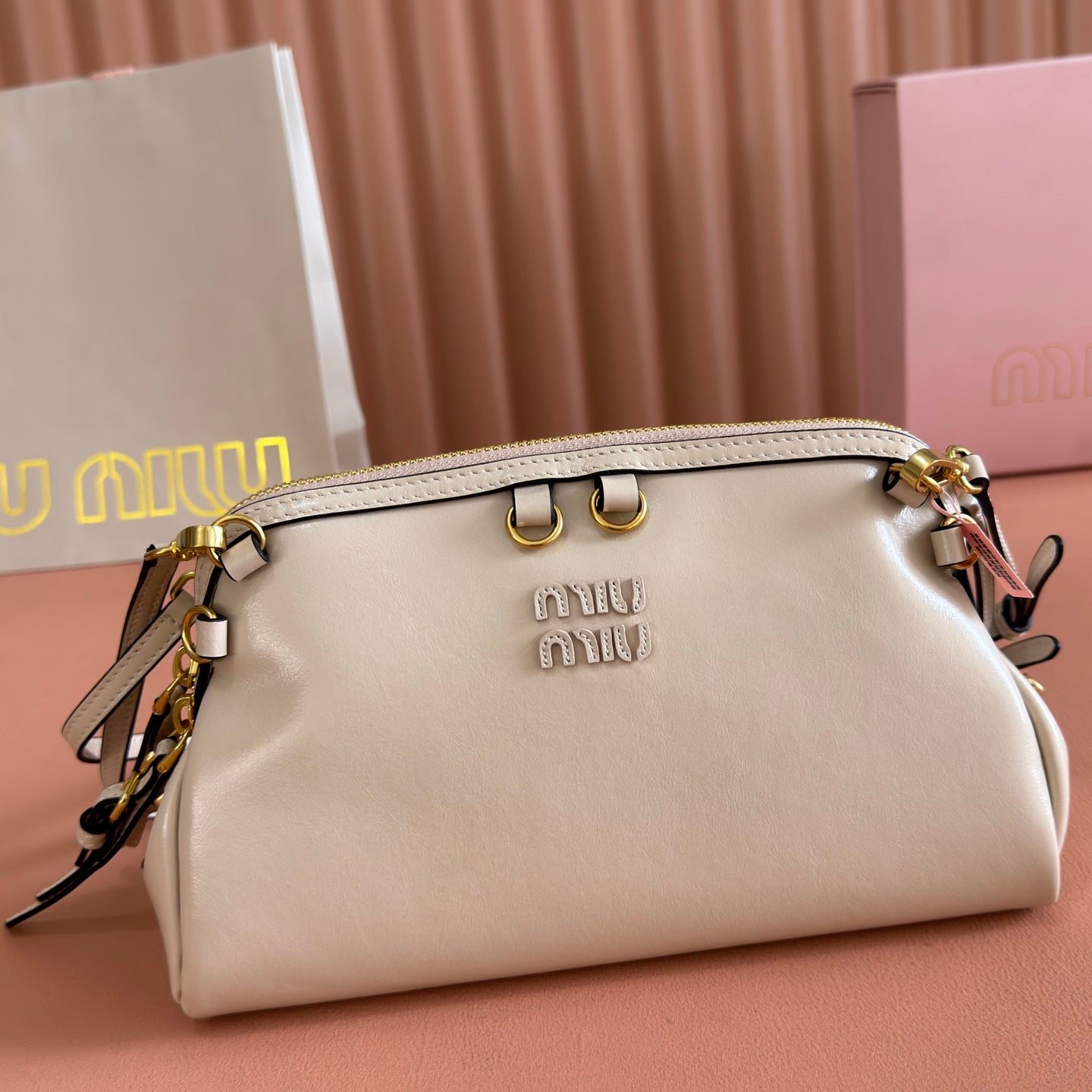 Miu Caprice Clutch  Pastel Pink Leather 280754