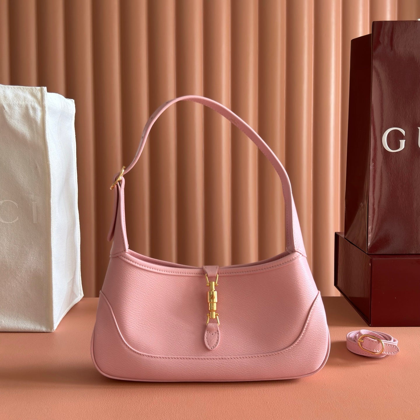 GG Jackie 1961 Slim Shoulder Bag Pink Lambskin 292681