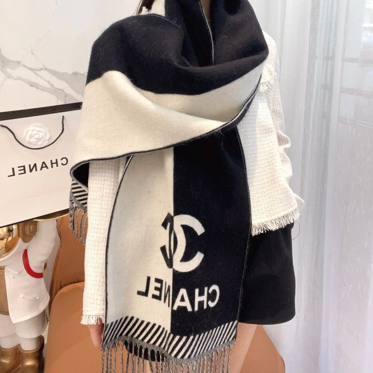 Scarf 184 Cm In Black Mix White Merino Wool 393120