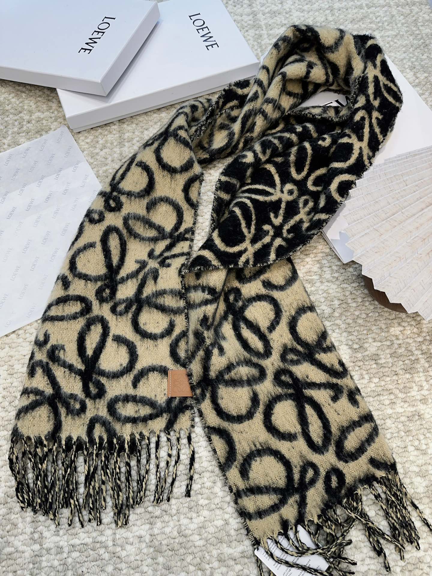 Loewe Scarf 186CM Black Beige Wool Cashmere 968582