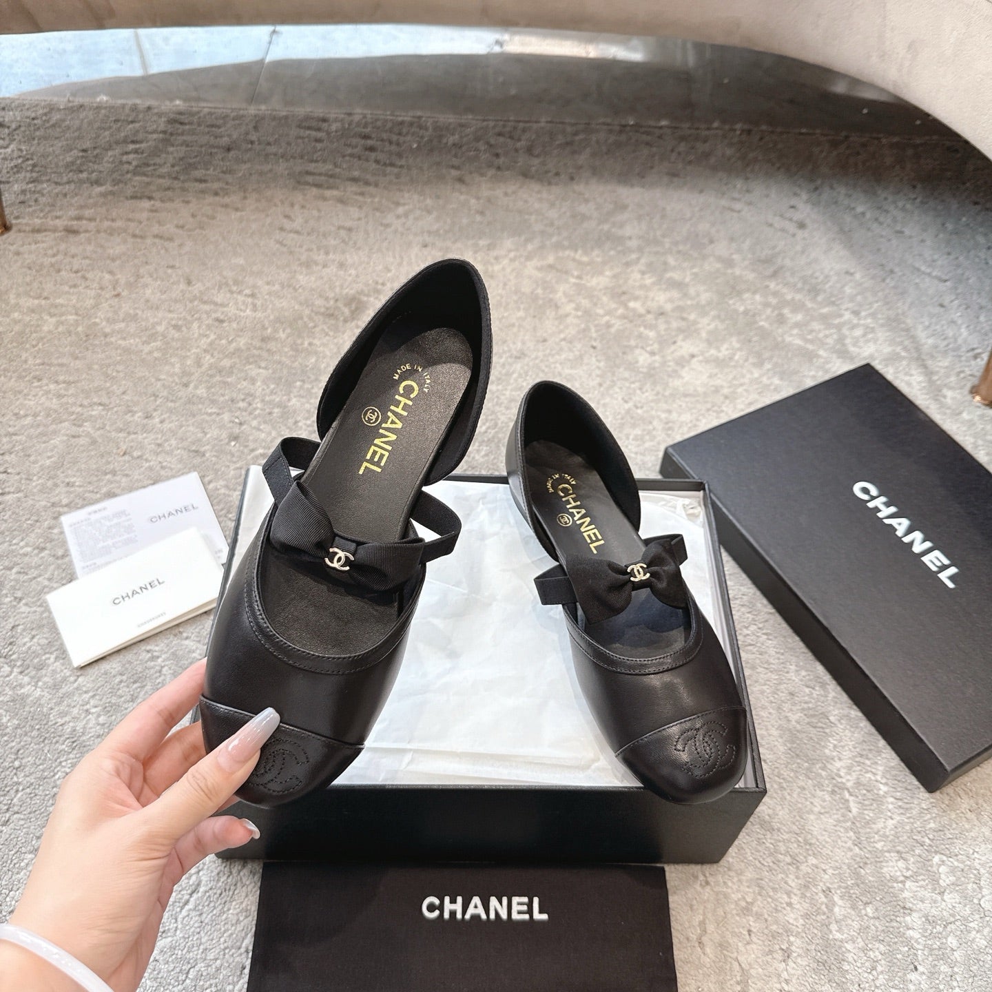 CC  25b Fall-Winter Mary Janes 15mm Black Calfskin & Sheepskin 415775