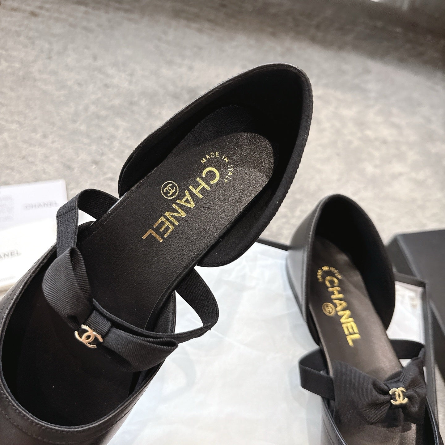 CC  25b Fall-Winter Mary Janes 15mm Black Calfskin & Sheepskin 415775