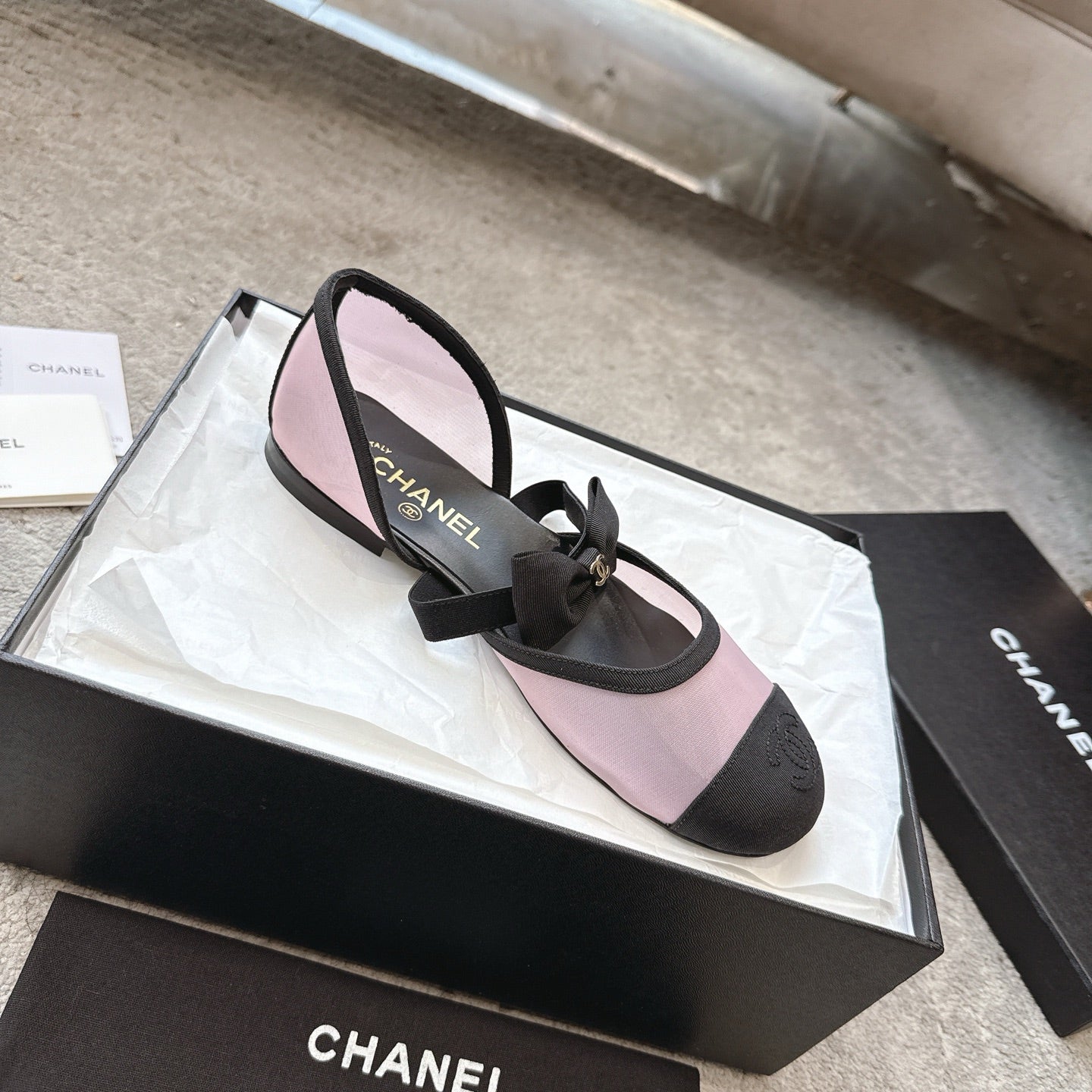 CC  25b Fall-Winter Mary Janes 15mm Pink Black Mesh & Grosgrain 415778