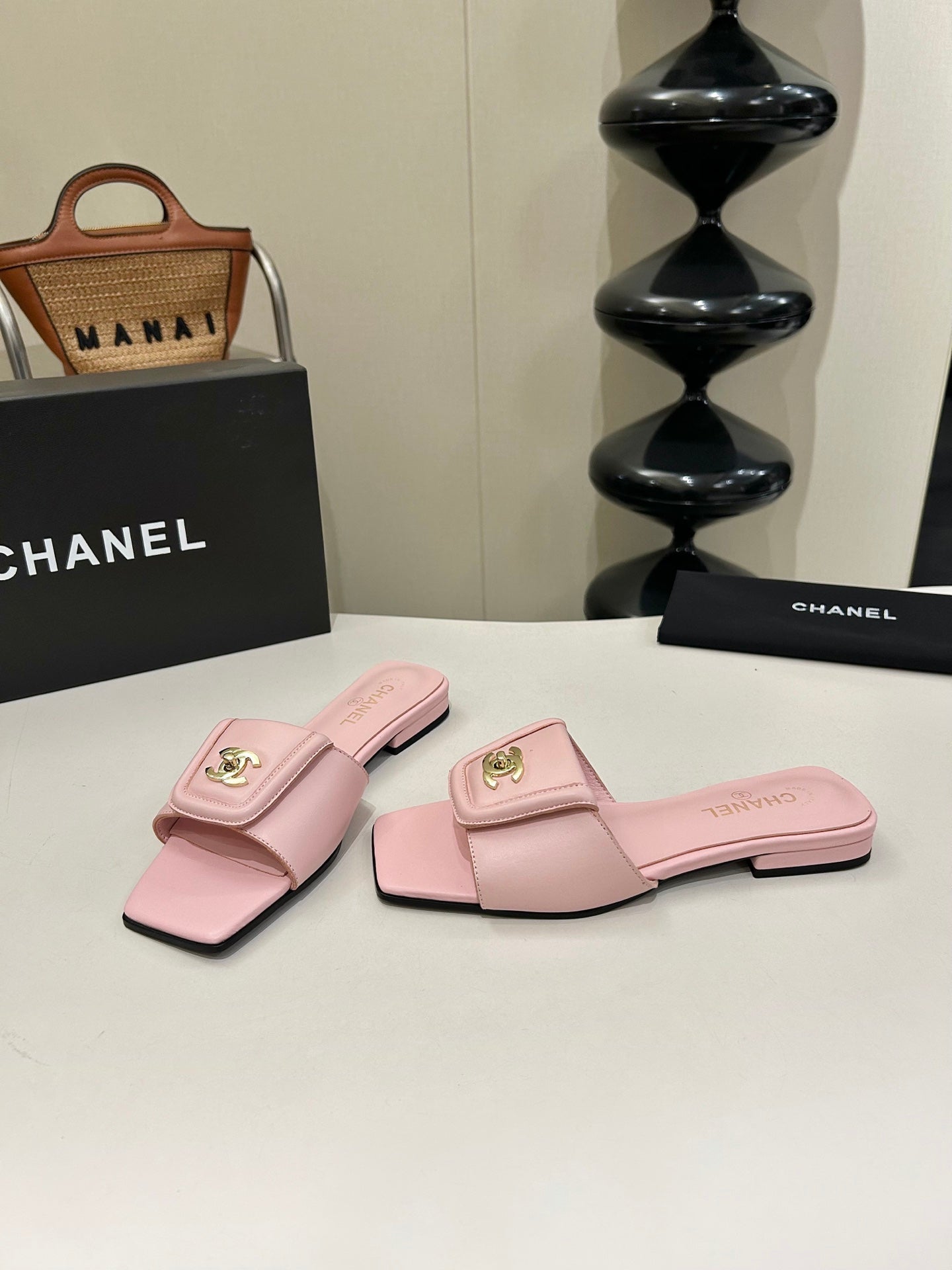 CC 26s Flat Mules Light Pink Sheepskin 939526