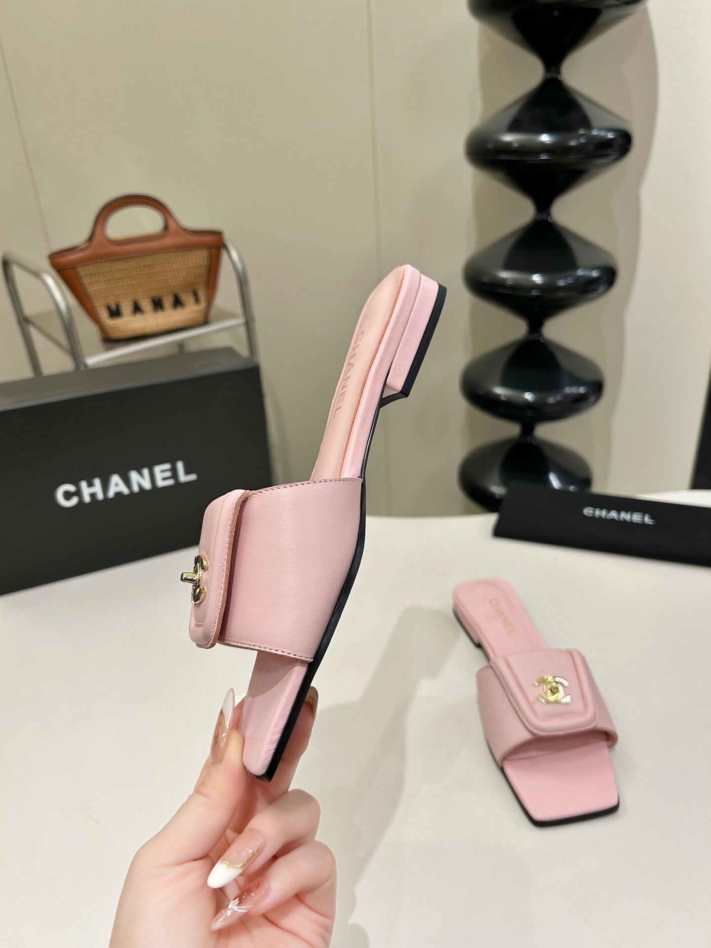 CC 26s Flat Mules Light Pink Sheepskin 939526