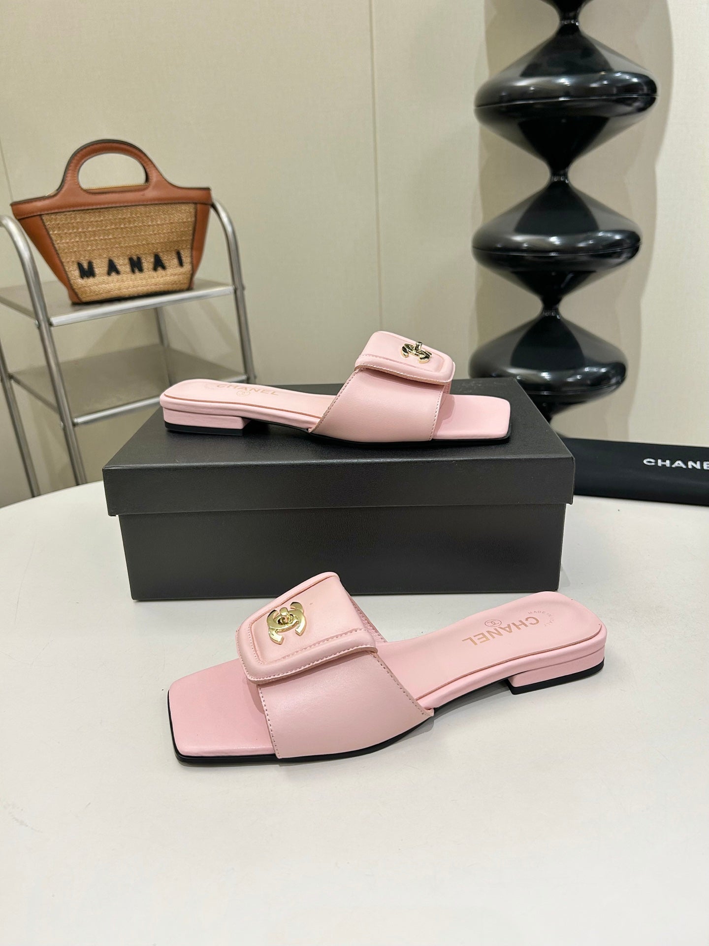 CC 26s Flat Mules Light Pink Sheepskin 939526