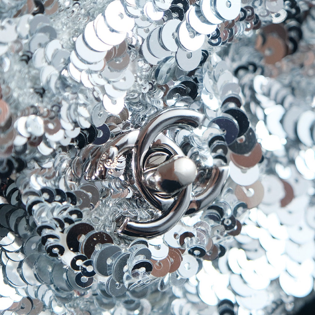 25C Flap Bag 21cm Dense Silver Sequin White Calfskin