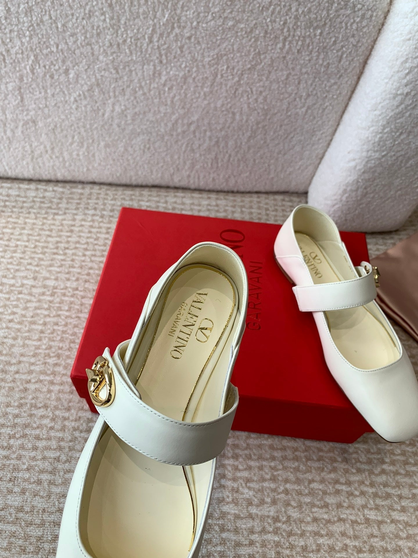 Valentino Locker Mary-Jane Ballerina In White Calfskin