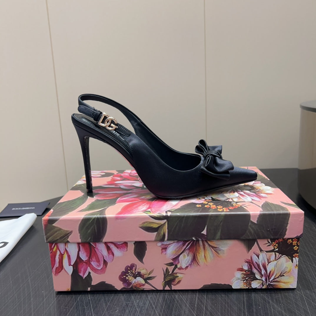 DC 25  Toe Bow Slingback Pumps 100mm Black Silk And Sheepskin 381612