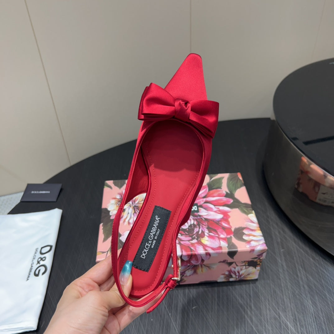 DC 25  Bow Slingback Pumps Red Silk And Sheepskin 381617