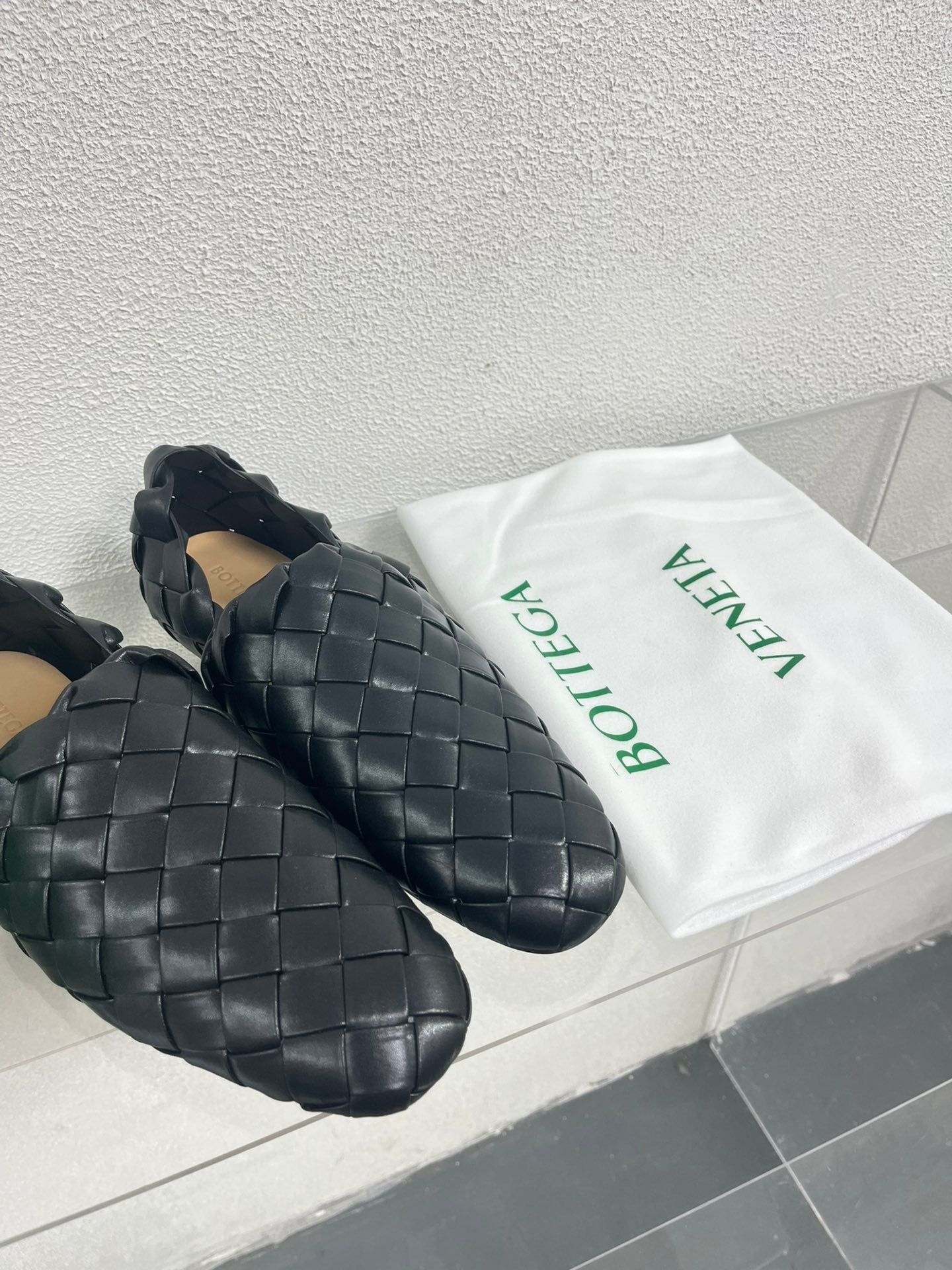 Bottega Veneta Intrecciato Black Lambskin 972909