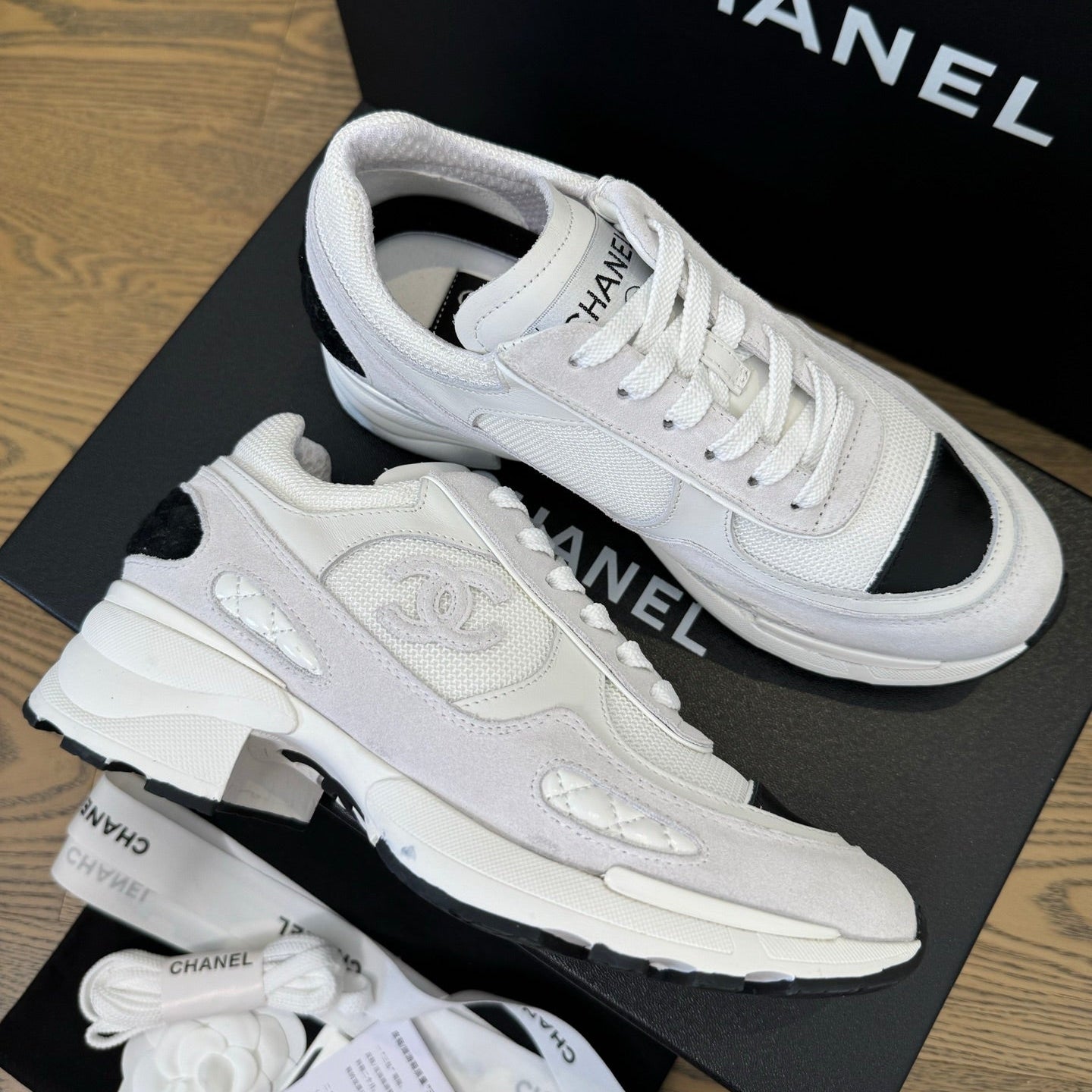 CC FW 25/26 Sneakers 40mm  White Fabric Calfskin 500182