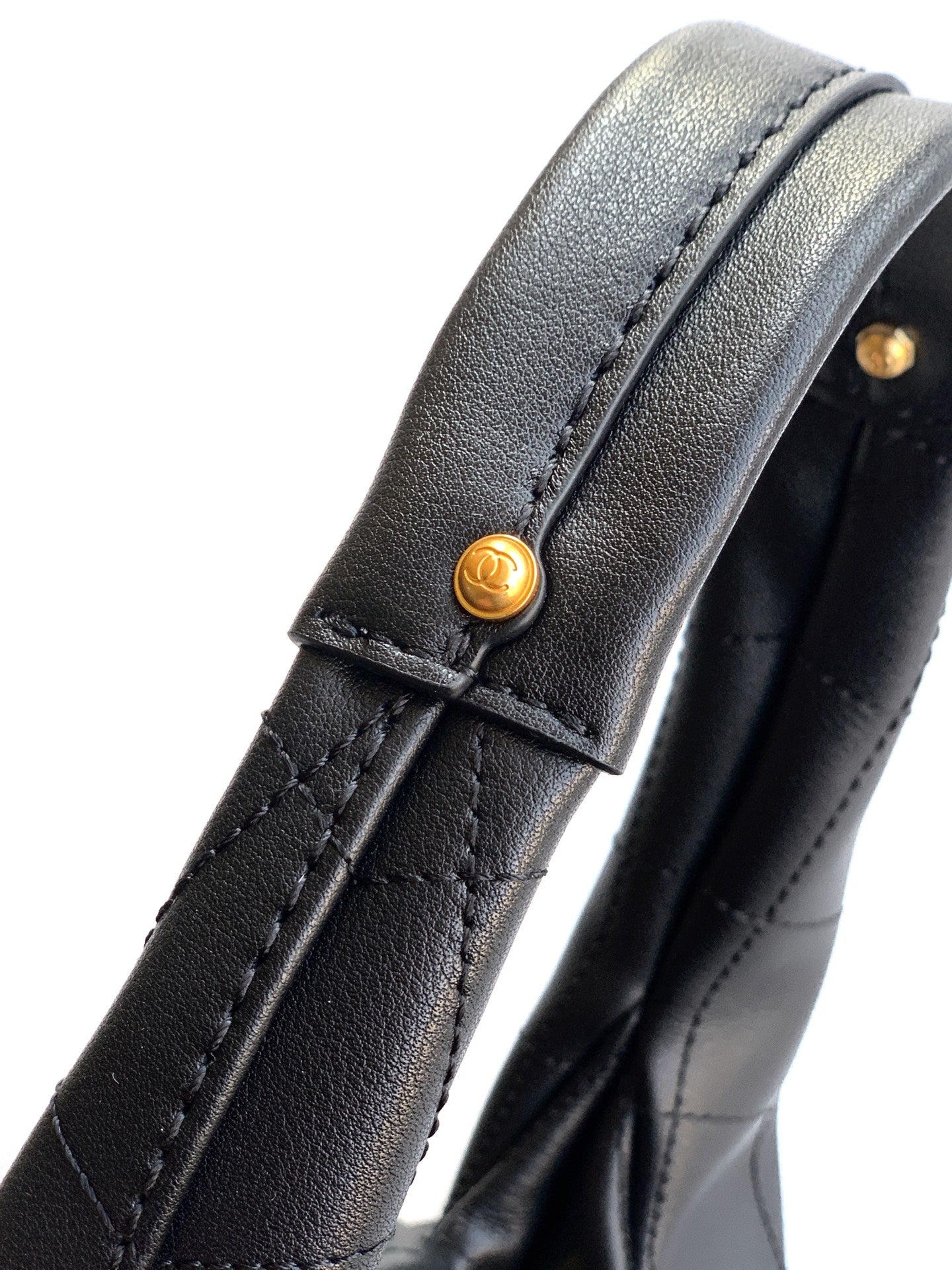 CC 2025 Hobo Bag 32cm Black Calfskin