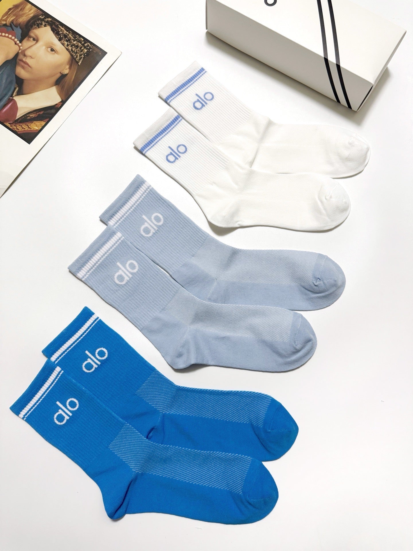 MID-CALF SOCKS 436635 (1 BOX)