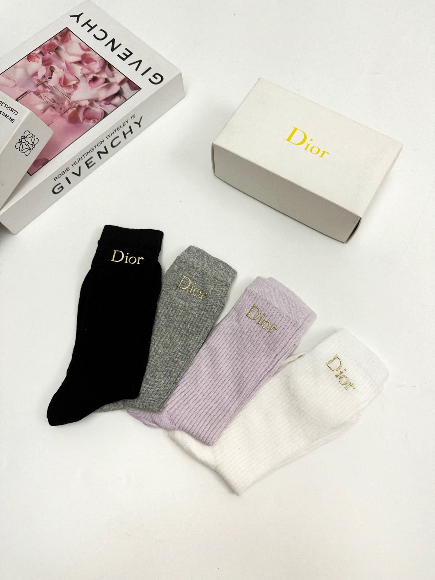 MID-LENGTH SOCKS 438299 (1 BOX)