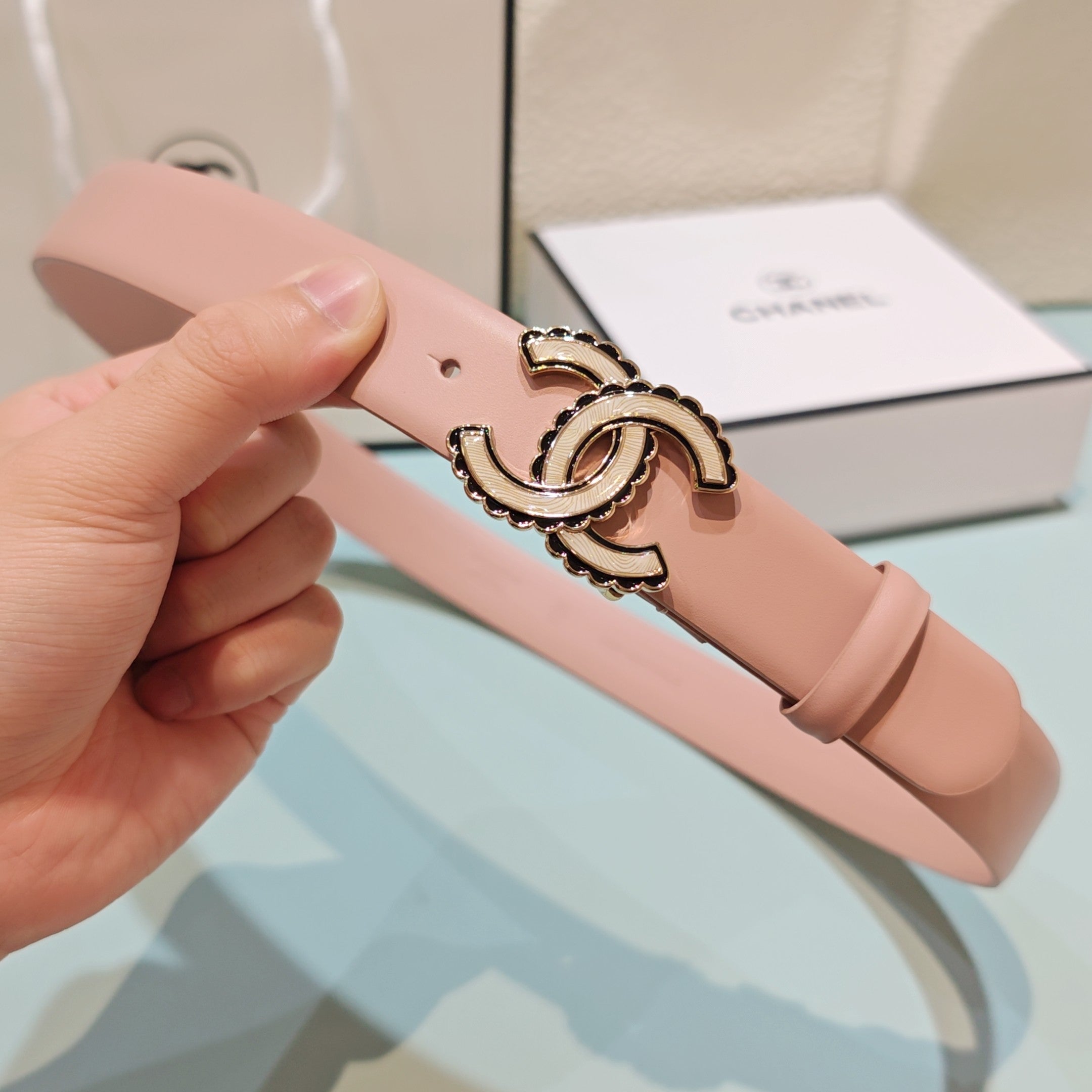 CC Belt 3.0 Scalloped Edge Buckle Light PInk Cowhide 200007