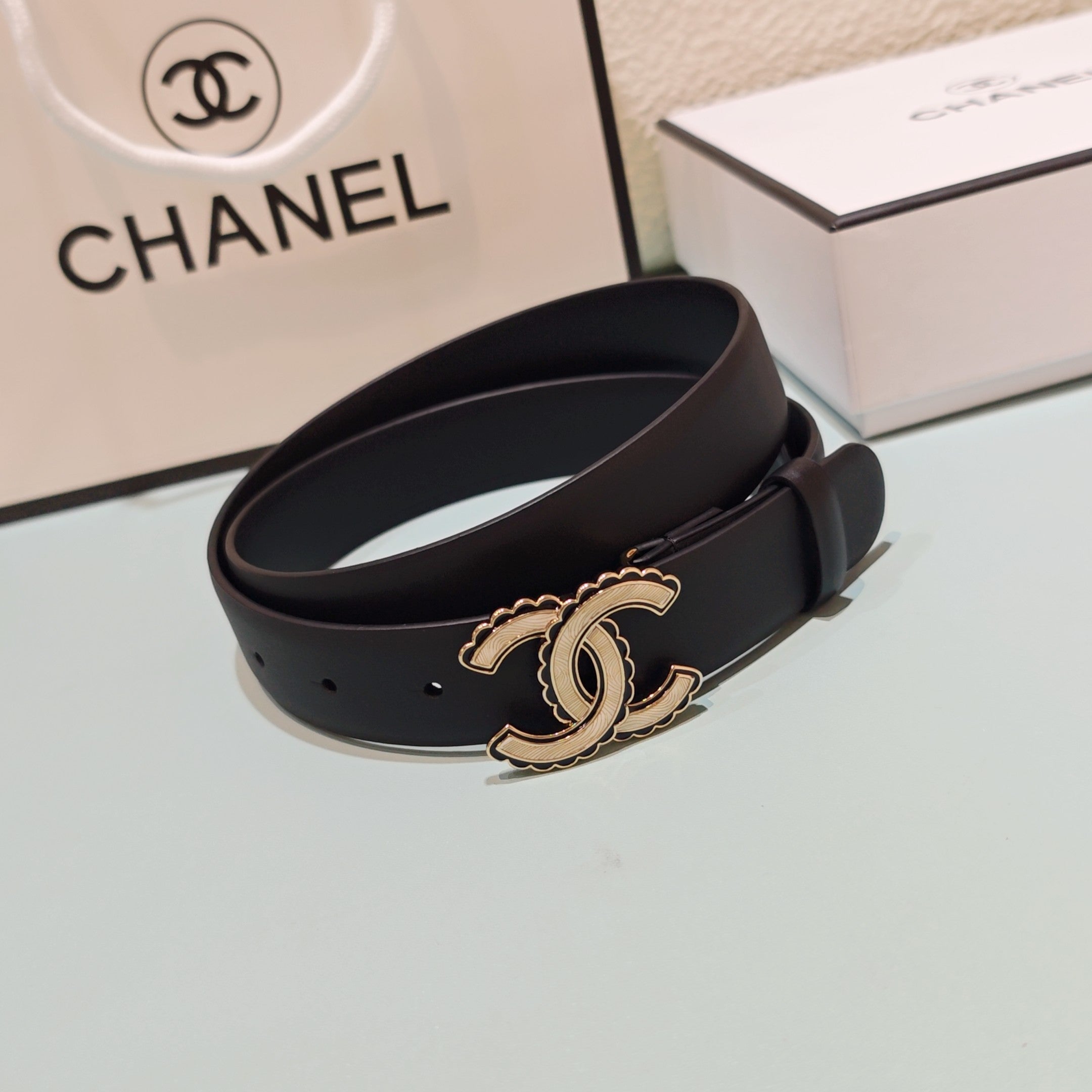 CC Belt 3.0 Scalloped Edge Buckle Black Cowhide 200005