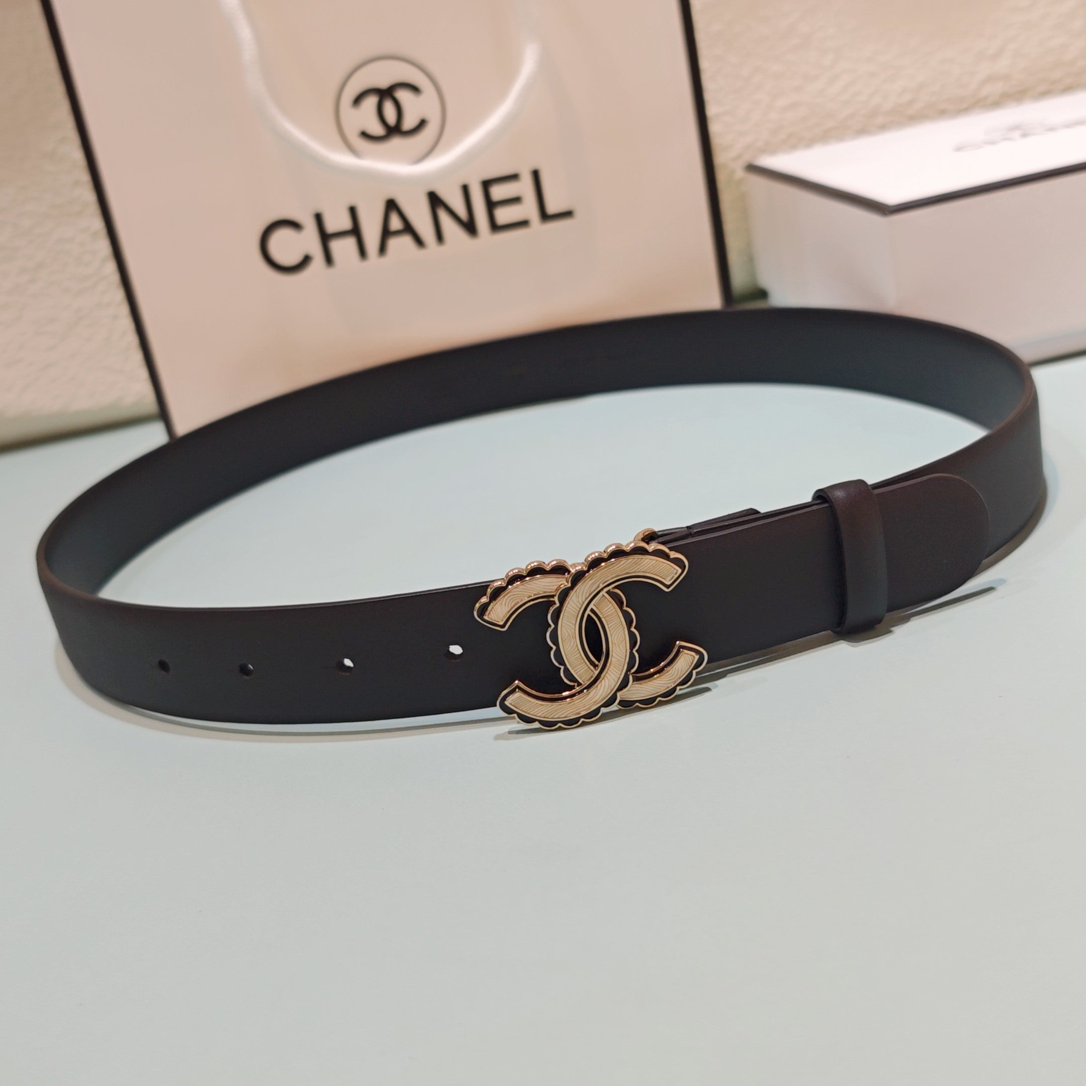 CC Belt 3.0 Scalloped Edge Buckle Black Cowhide 200005