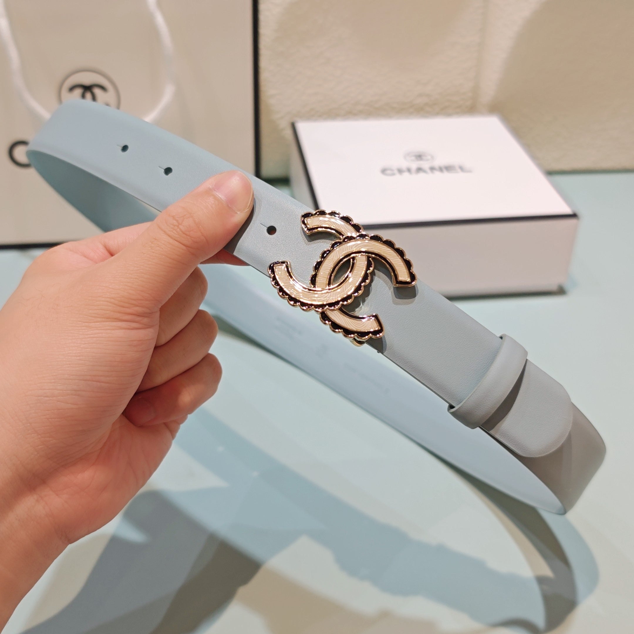 CC Belt 3.0 Scalloped Edge Buckle Light Blue Cowhide 200004