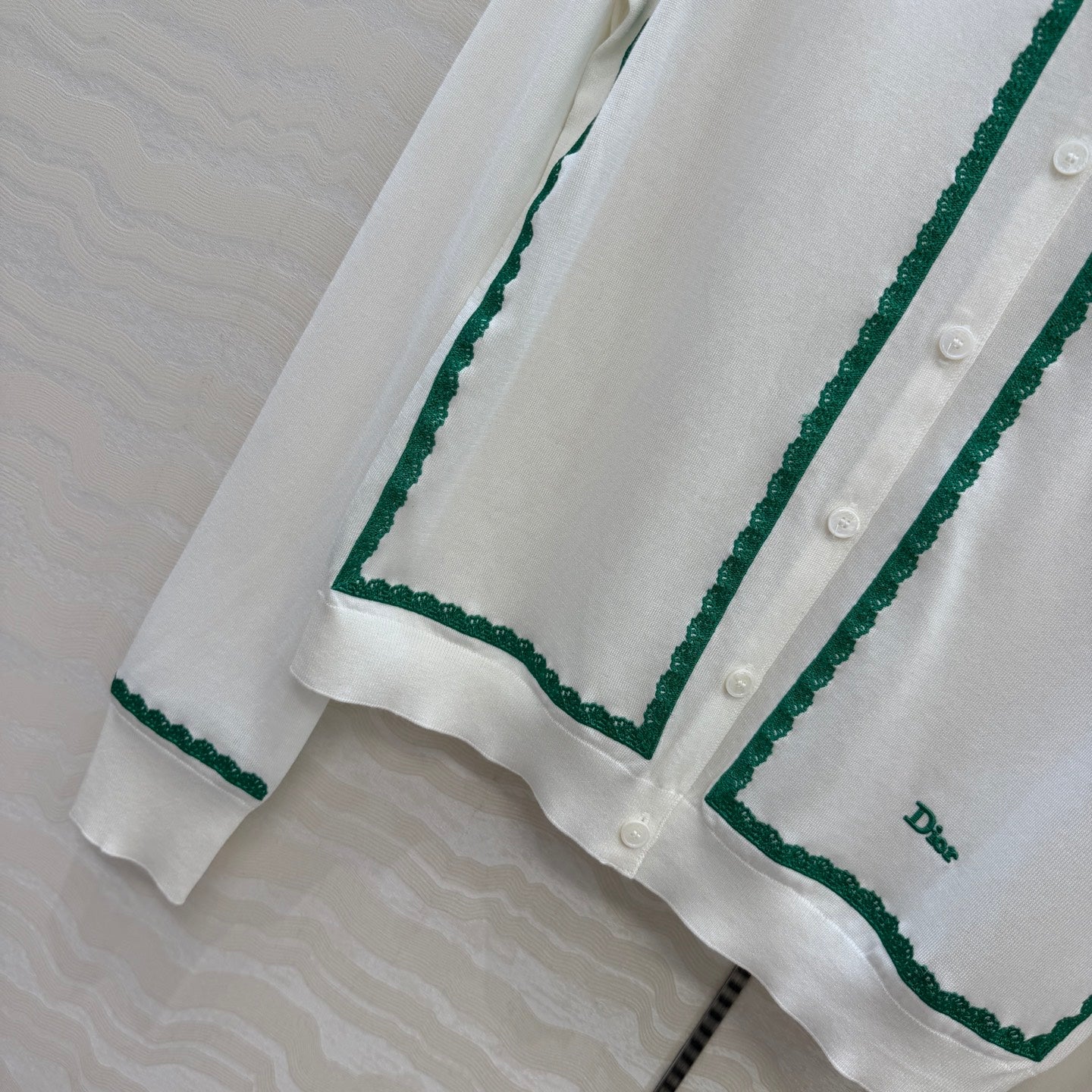 CD 26s Cardigan White Silk Knit 373486