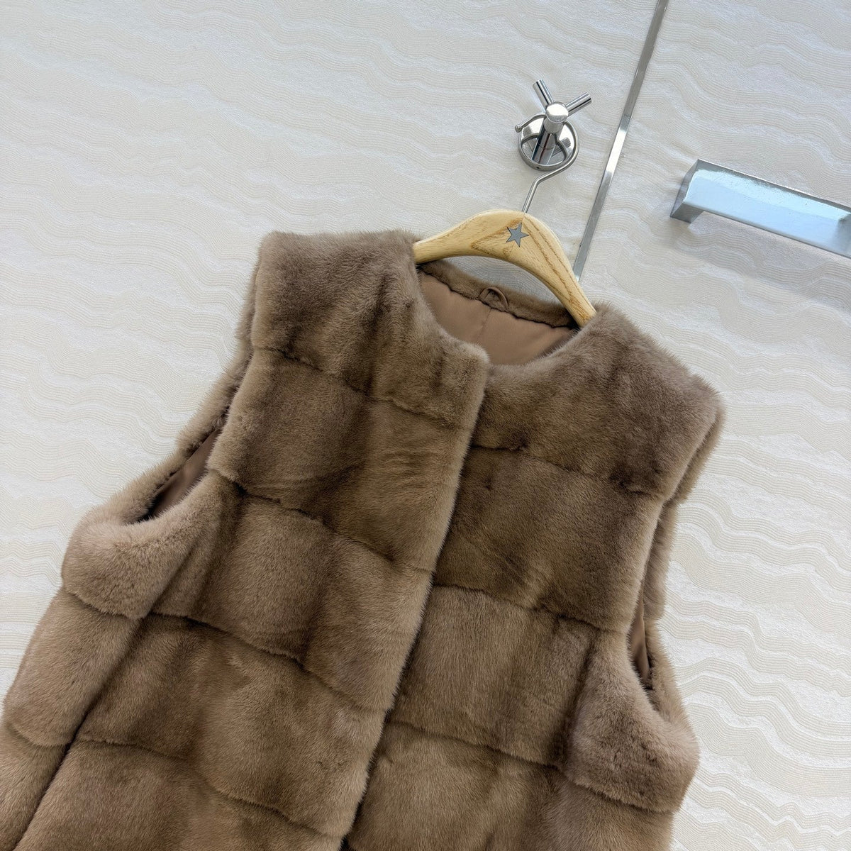 CD 26s Faux Fur Gilet Vest Brown Mink Fur 429415