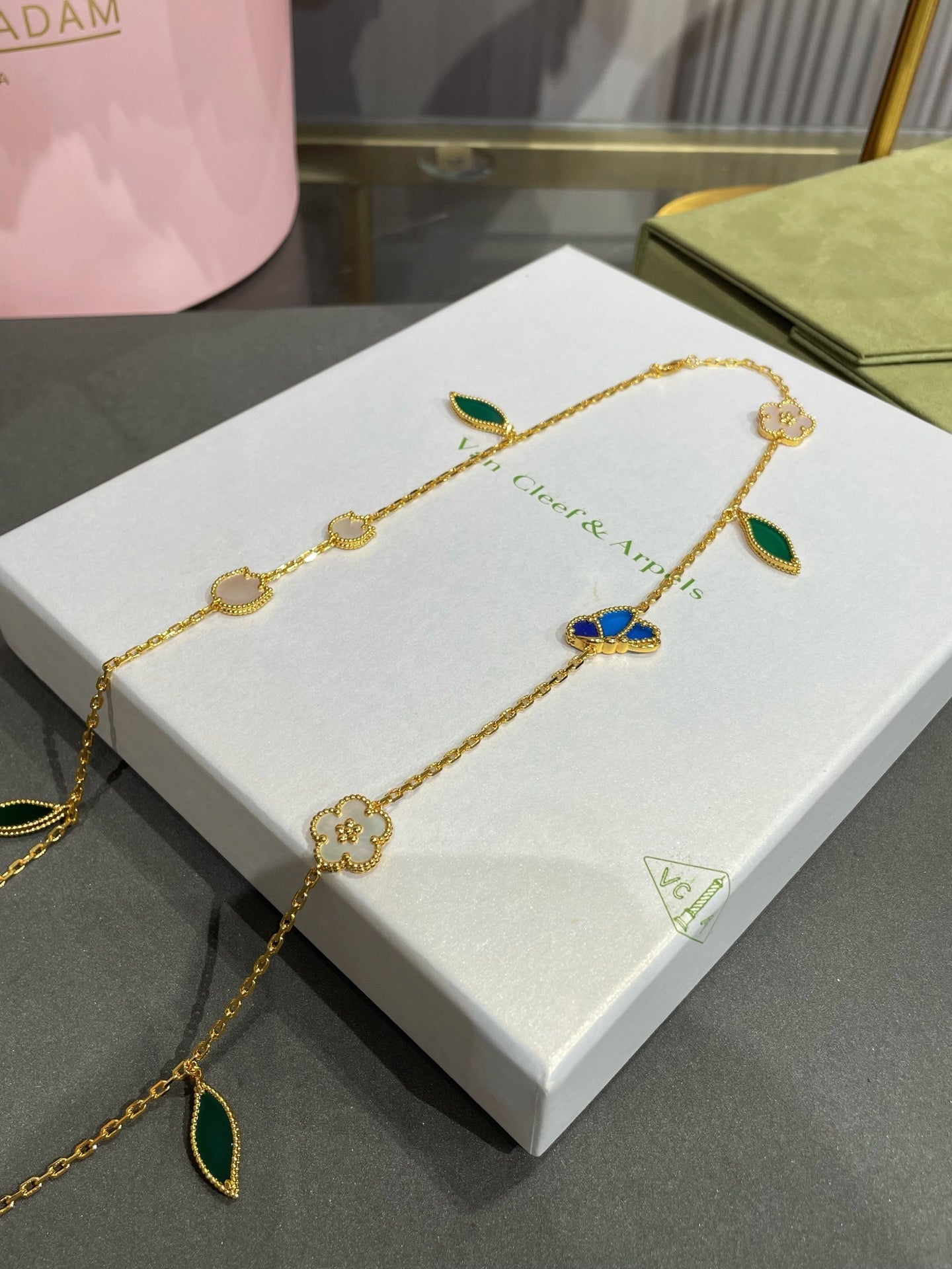 VCA Lucky Spring Necklace 15 Motifs