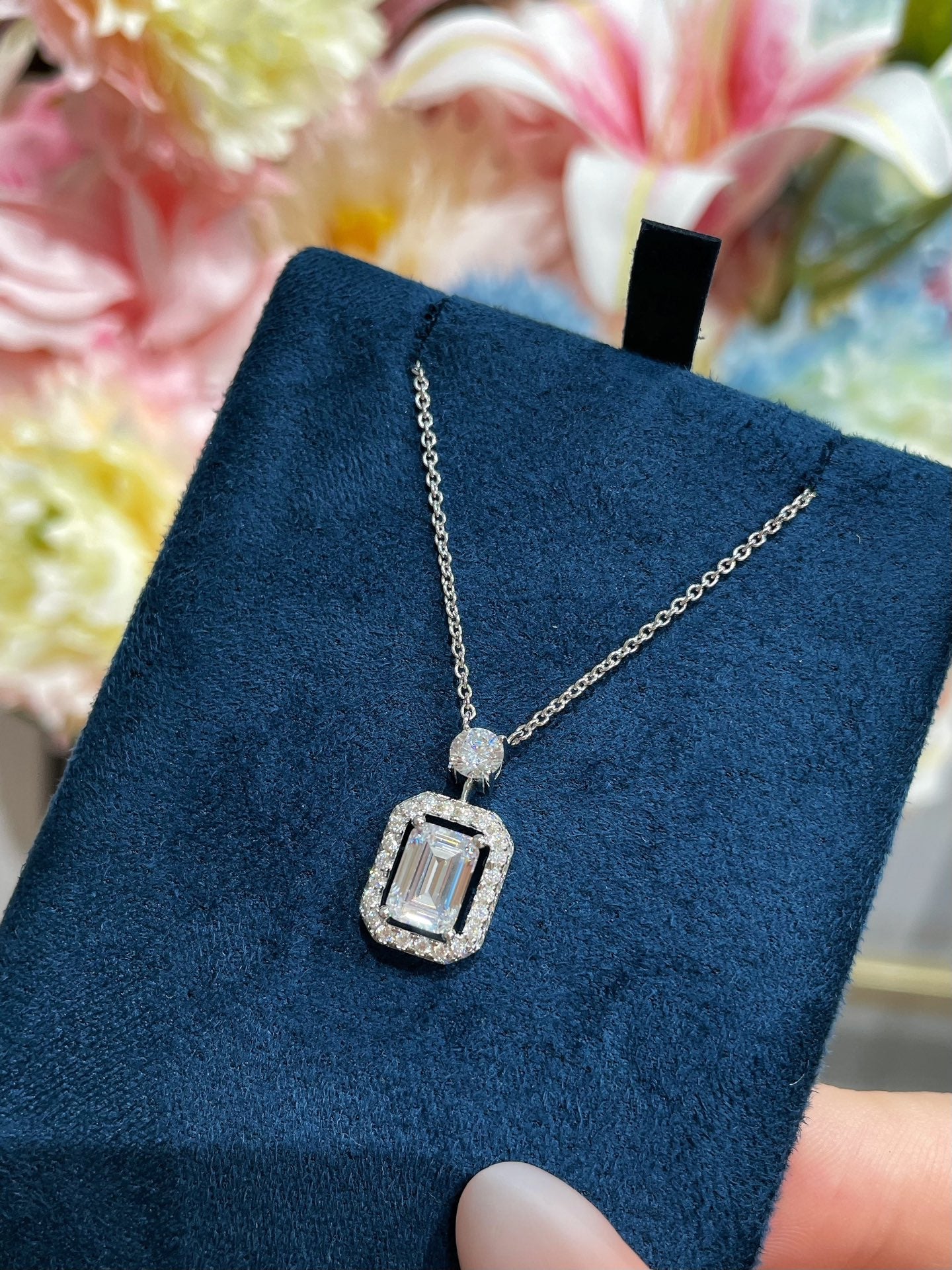 Graff Constellation Emerald Cut Diamond Pendant Necklace Sliver