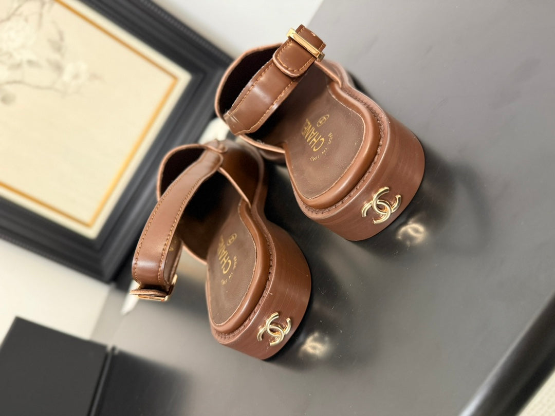 CC 25C Slingback Loafer Brown Patent Leather