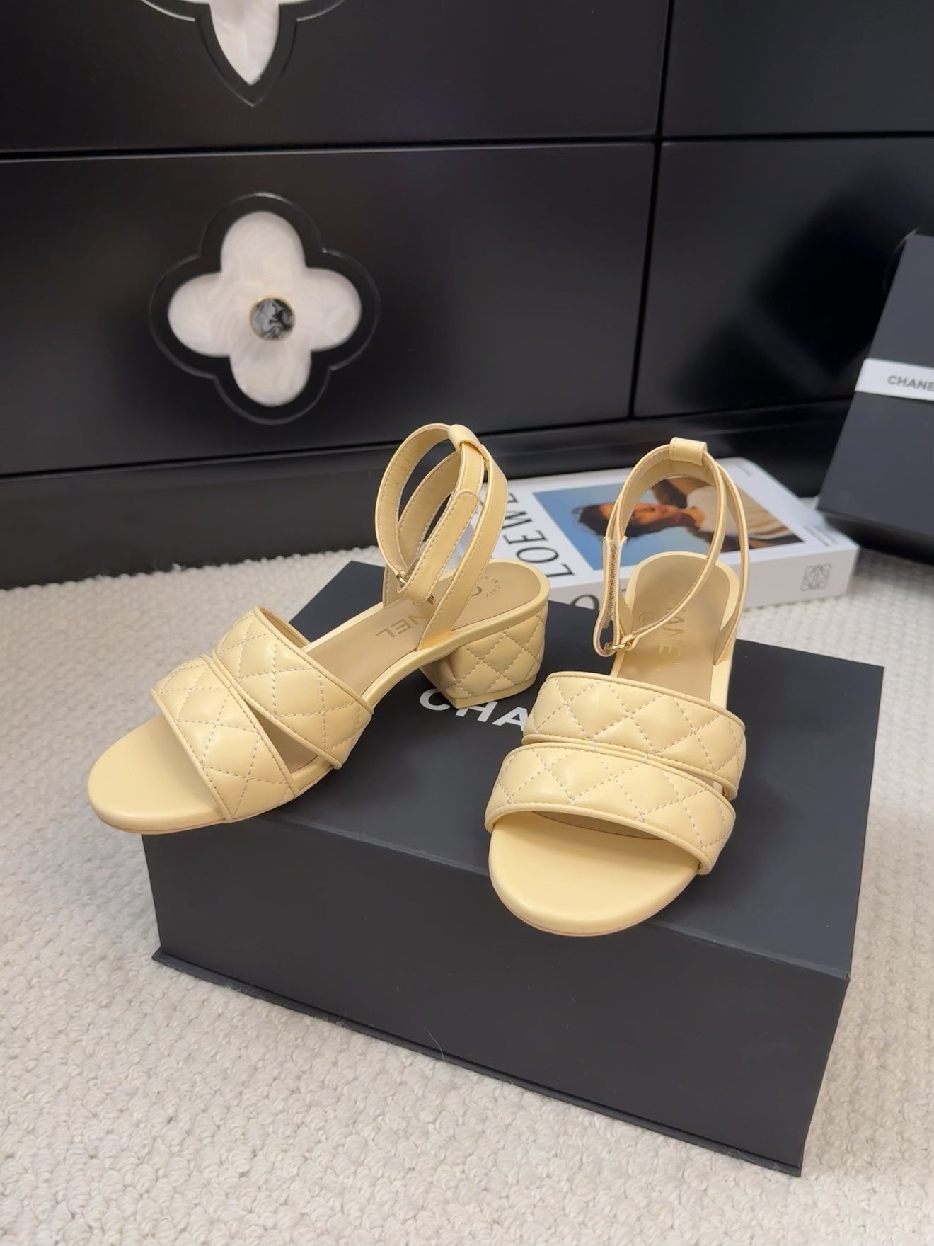 25C Sandal 45mm Open Heel Beige Lambskin 233490