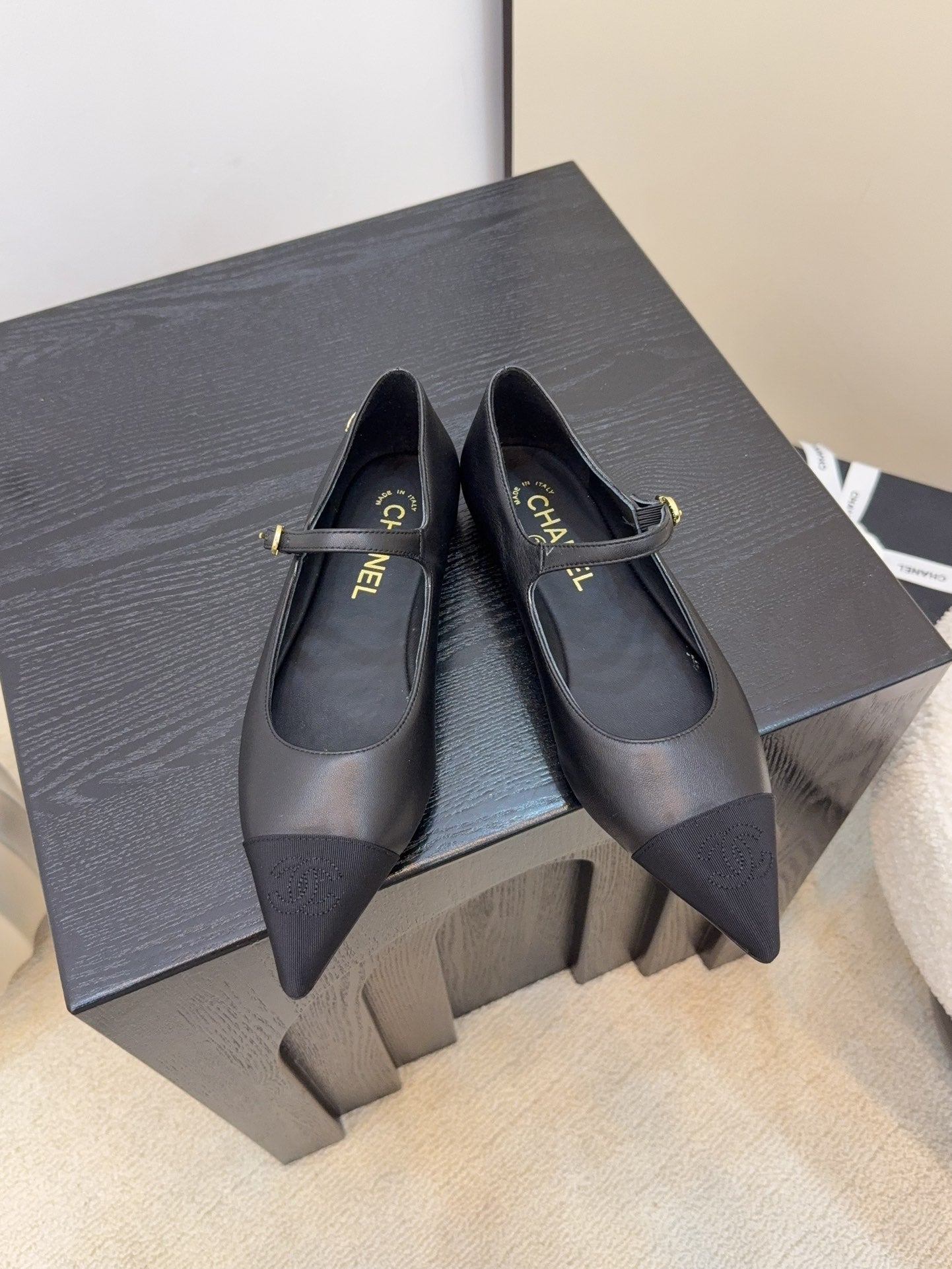 CD FW Mary Janes Black Lambskin & Grosgrain 505042
