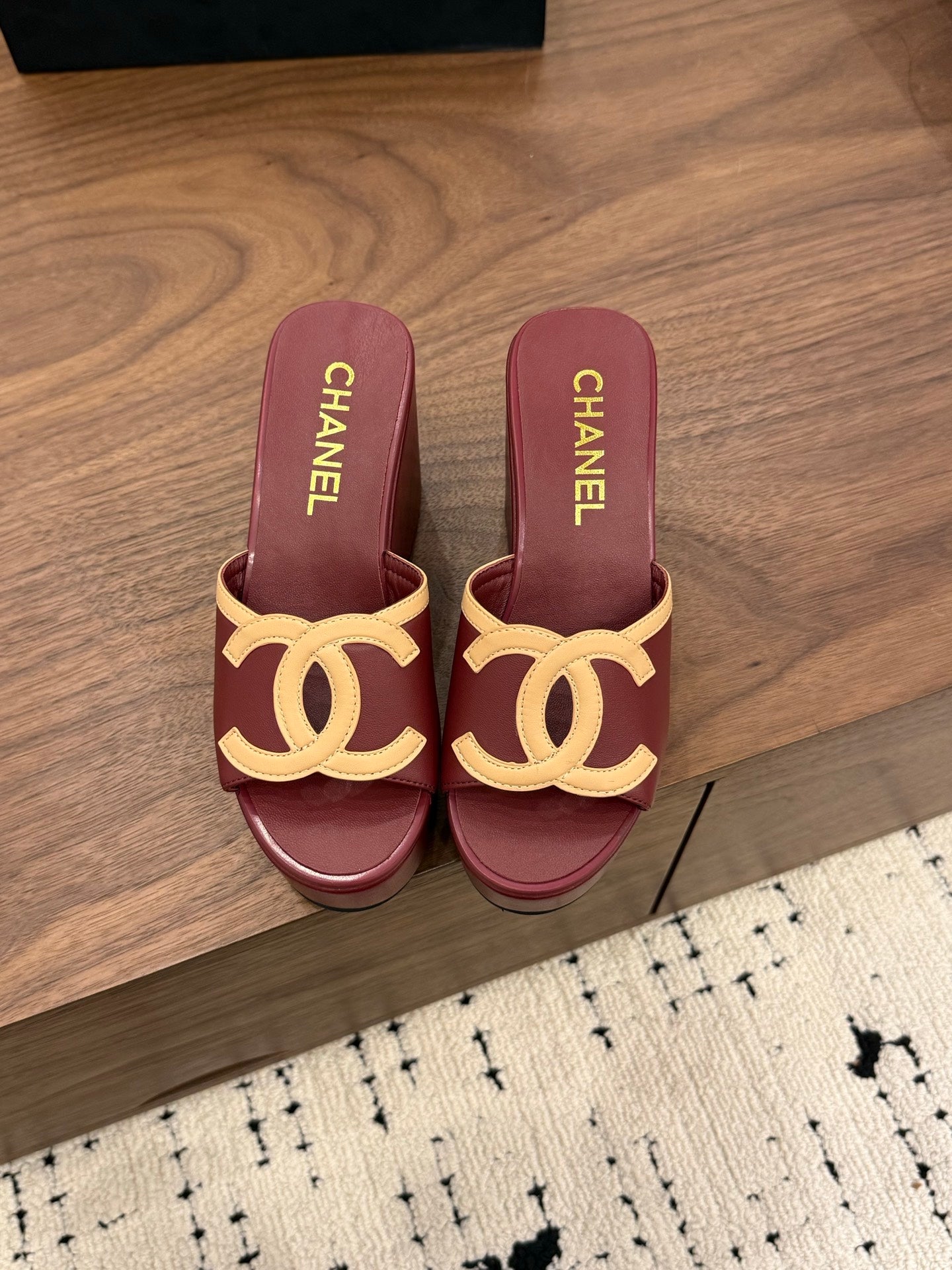 CC 26s Wedge Sandals 95 Mm In Dark Red Calfskin