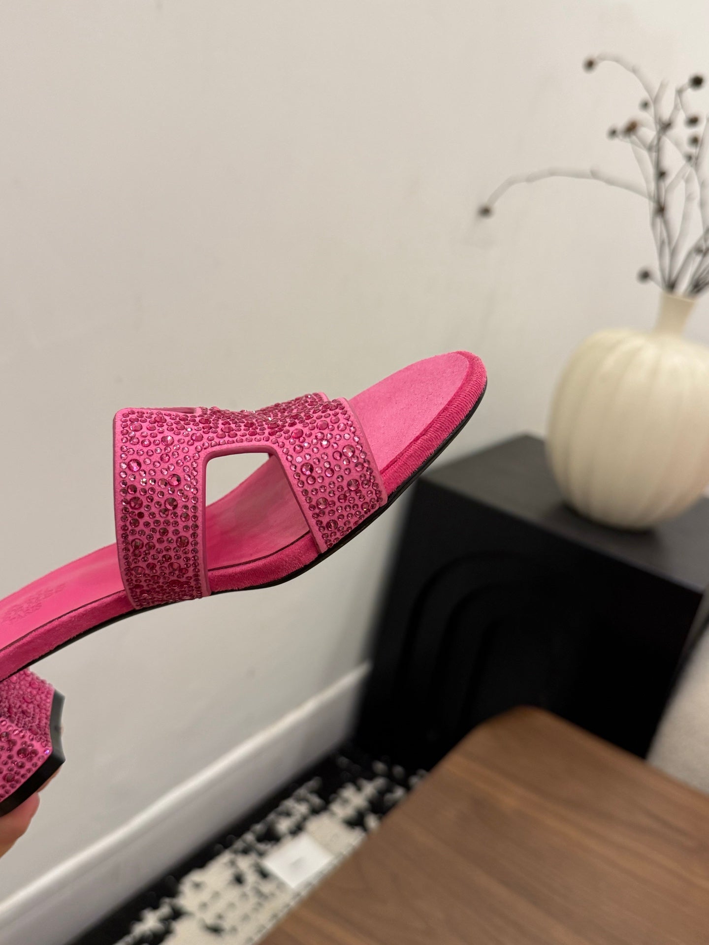 HM 26s Oasis Sandal Ligh Pink Suede With Crystals