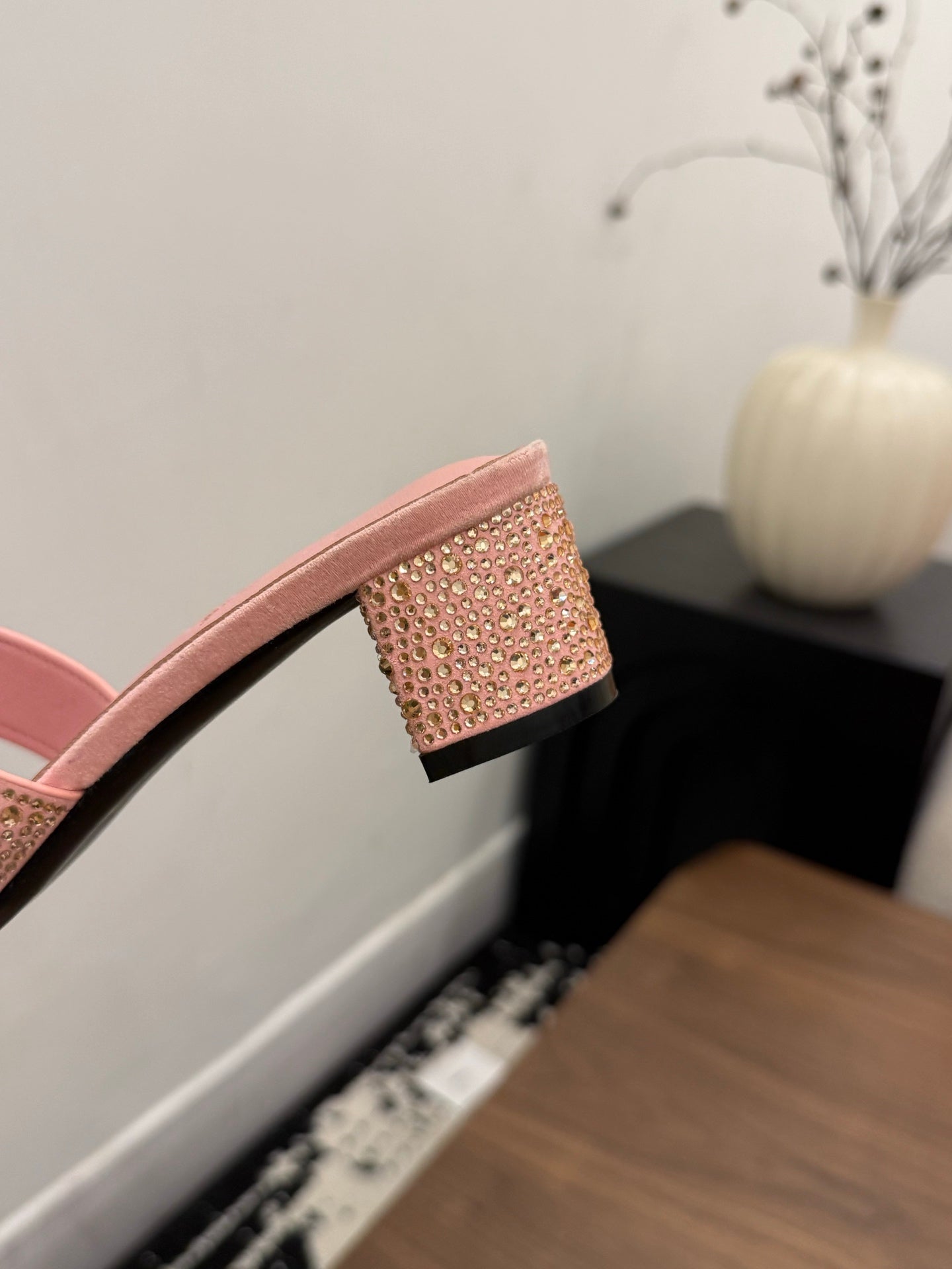 HM 26s Oasis Sandal Light Pink Suede With Crystals