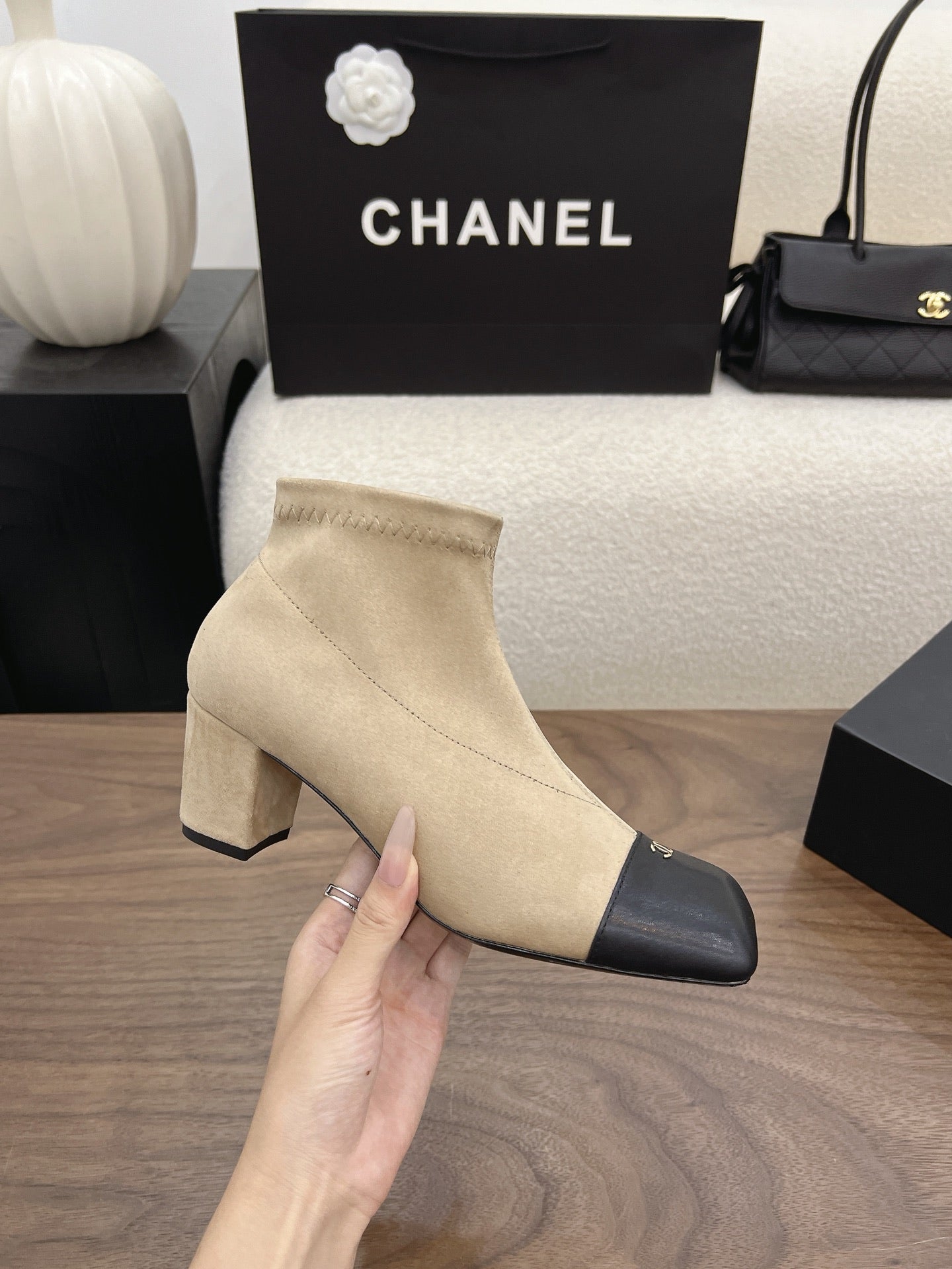 CC 26s Oxford Boots 5.5cm Beige Suede 909939