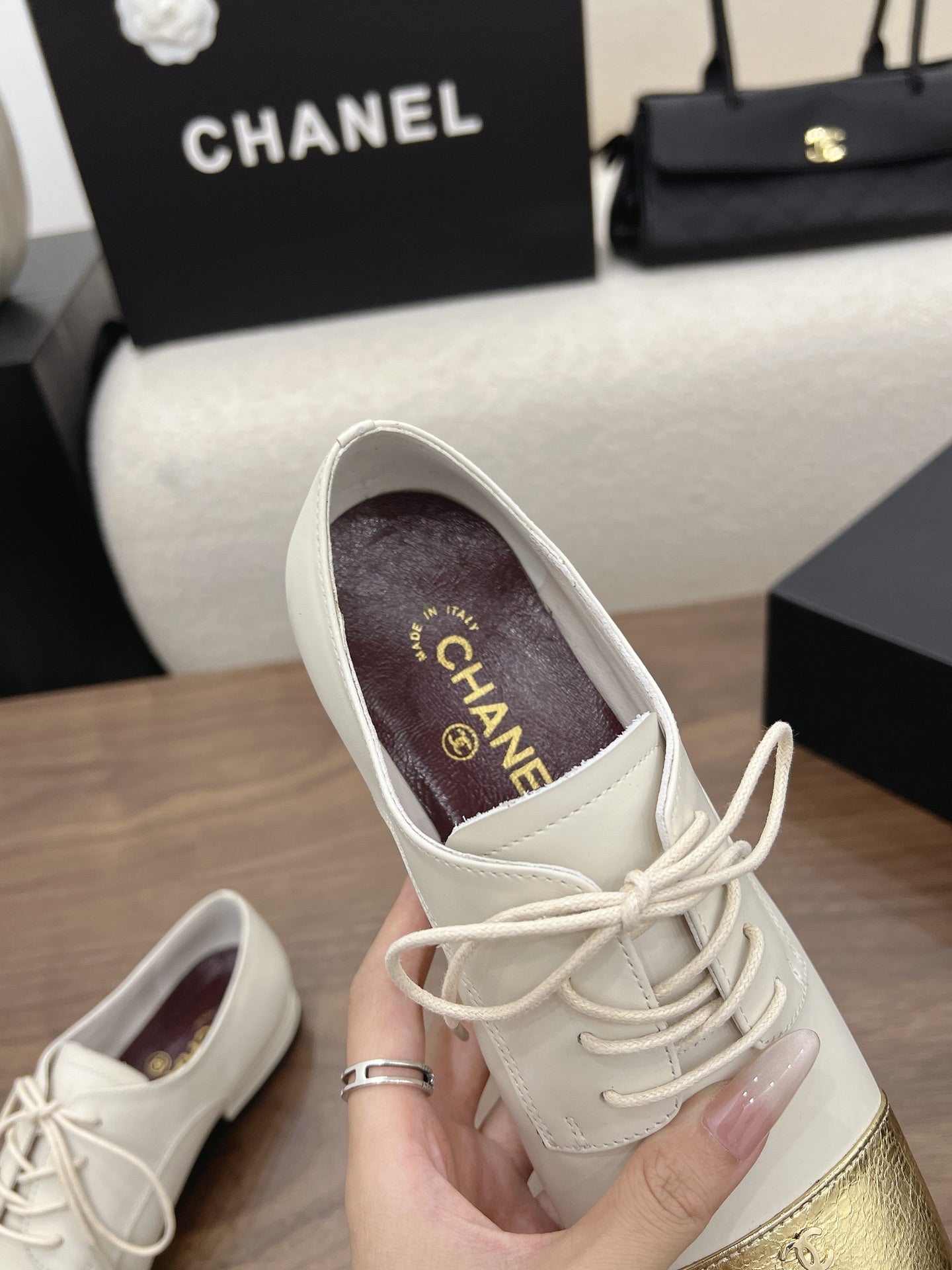 CC 26s Loafer 2cm Gold White Leather 910473
