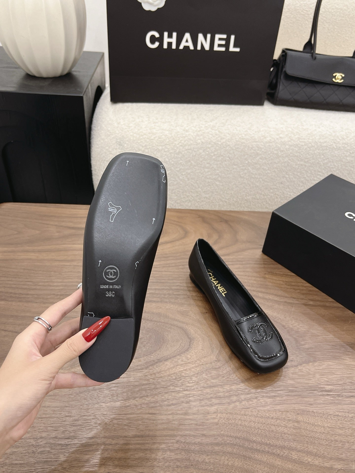 CC 26s Ballet Flat Black Lambskin Patent Leather 915316